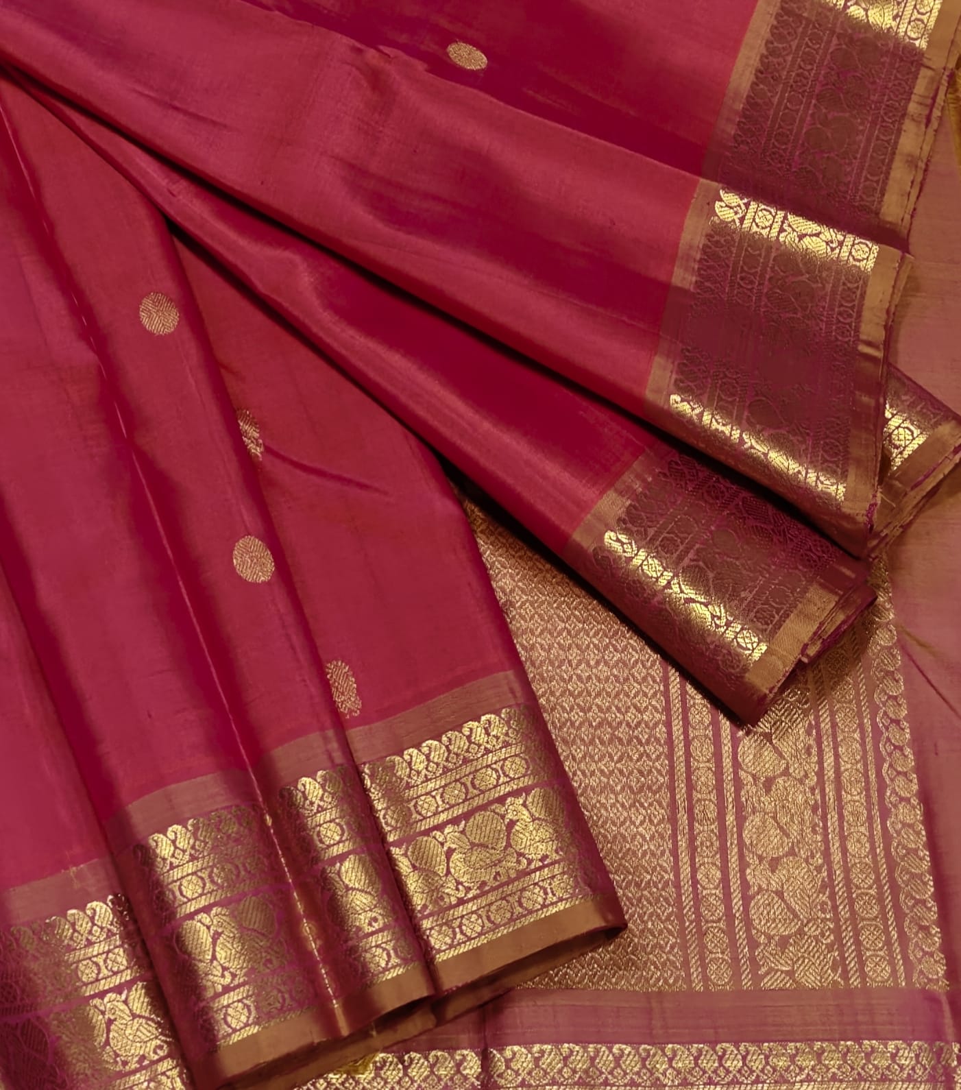 Crimson Pink and Gold Border Traditional Kanchipuram Silk Saree